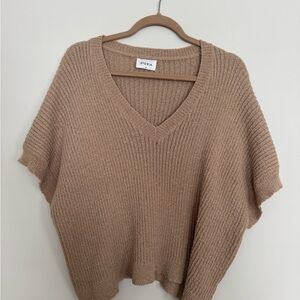 Storia Women's V-Neck Sweater in Tan